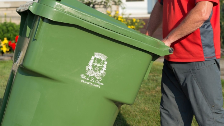 Collecte des matières résiduelles pendant les fêtes