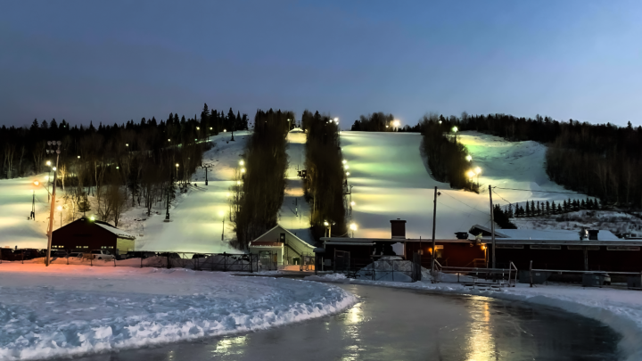 Froid glacial : centre de ski et patinoires fermés
