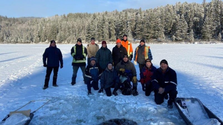 Ensemencement du lac du pendu pour la pêche sur glace