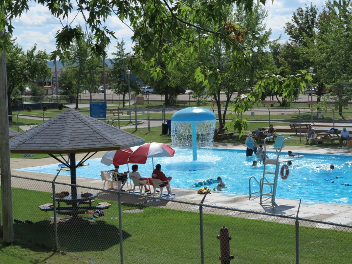 La piscine du parc Saint-Eugène sera ouverte tous les jours cette semaine