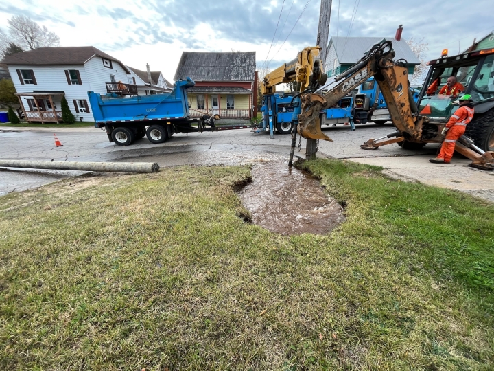 Bris conduite d'eau rue Saint-Michel : la réparation est complétée