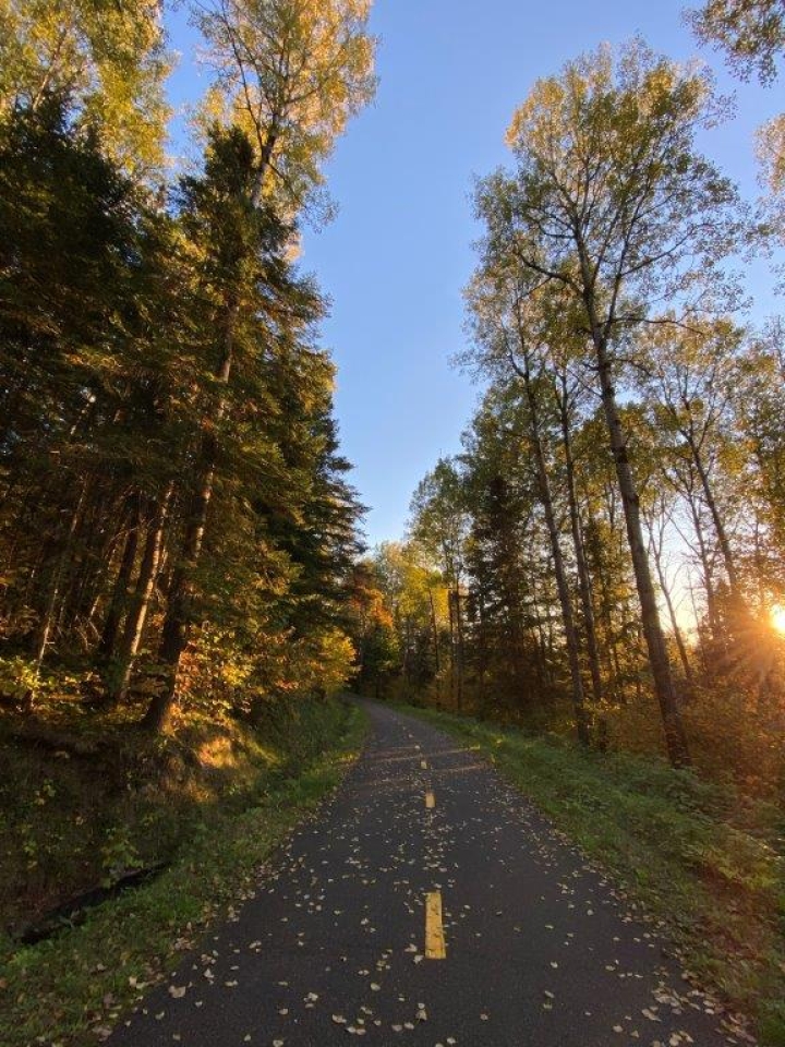 Travaux sur la piste cyclable sur la section qui longe la Petite rivière Bostonnais