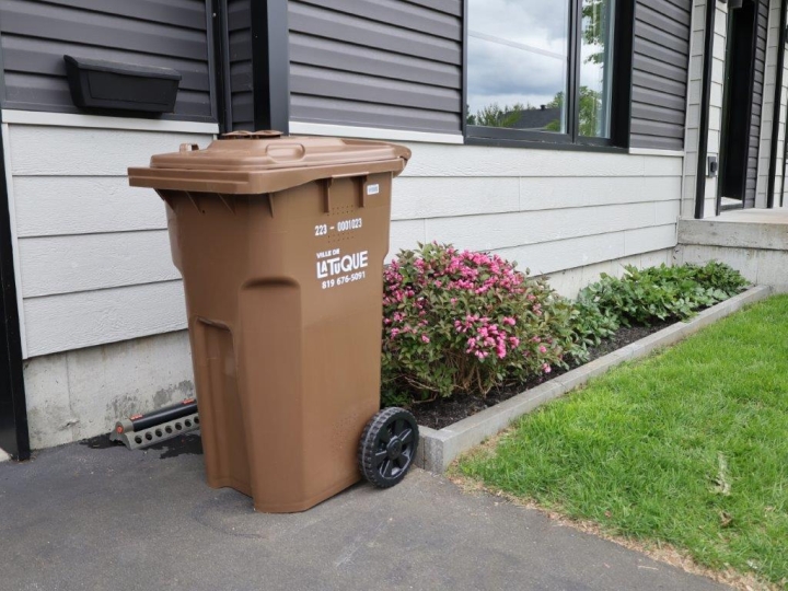 La Tuque prépare l'implantation des bacs bruns cet automne
