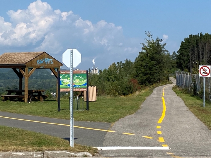 Réouverture de la piste cyclable entre Marie-Rollet et Saint-Antoine