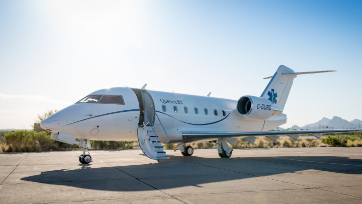 Amélioration de l'accès aux services spécialisés grâce à un avion-hôpital